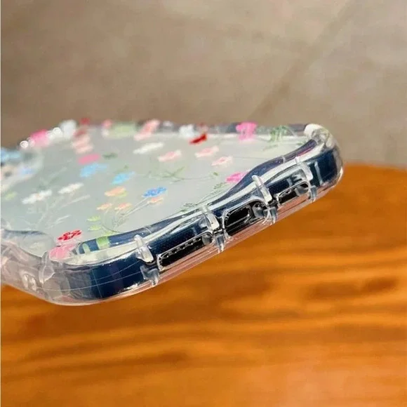 ⚠️Clearance iPhone 14/Pro/Pro Max Clear floral Phone Case - Picture 2 of 5